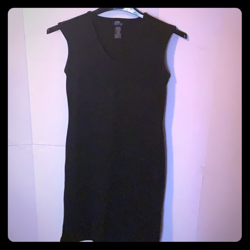 One Step Up Casual Sleeveless (M) size Dress
